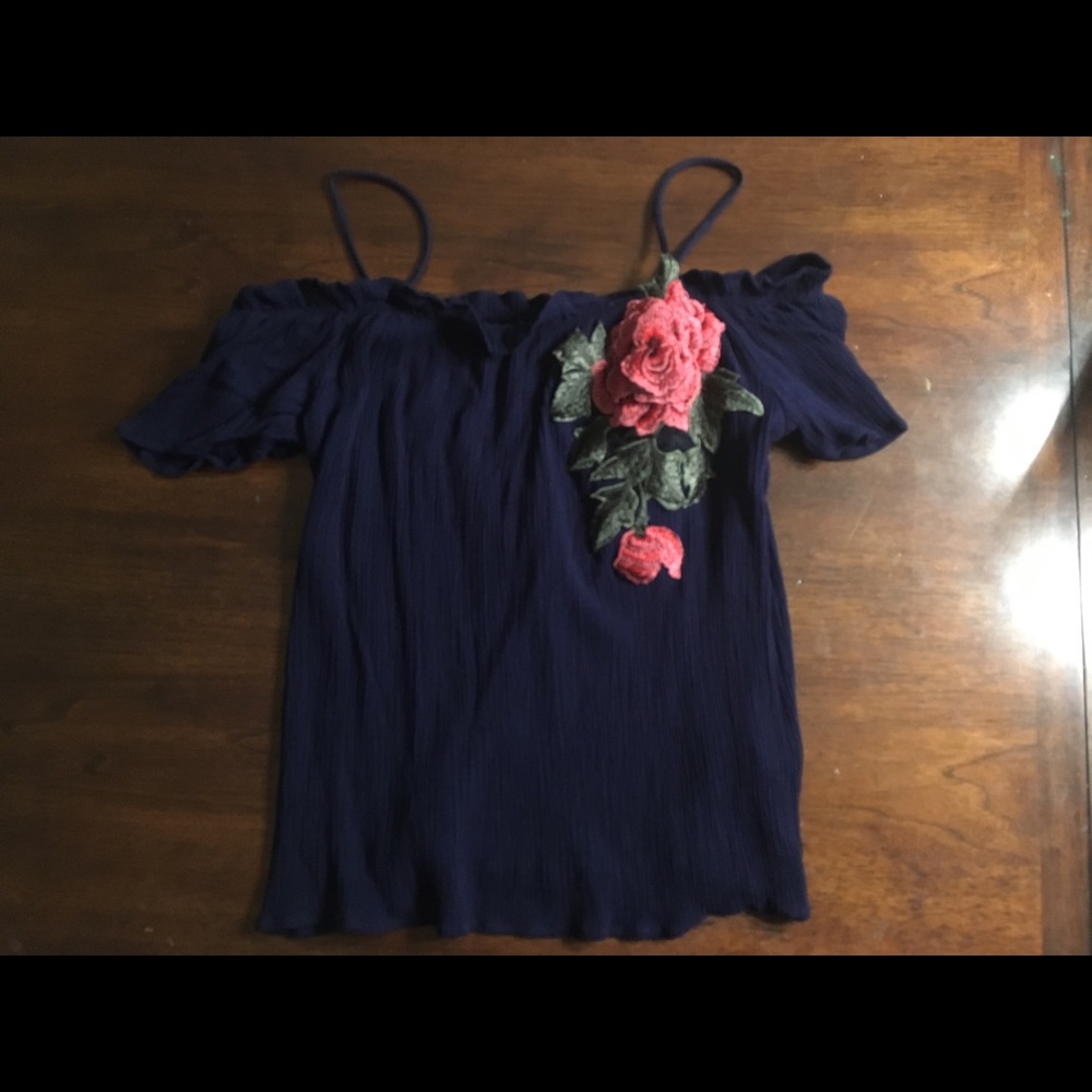 Off-the-shoulder strapped embroidered top